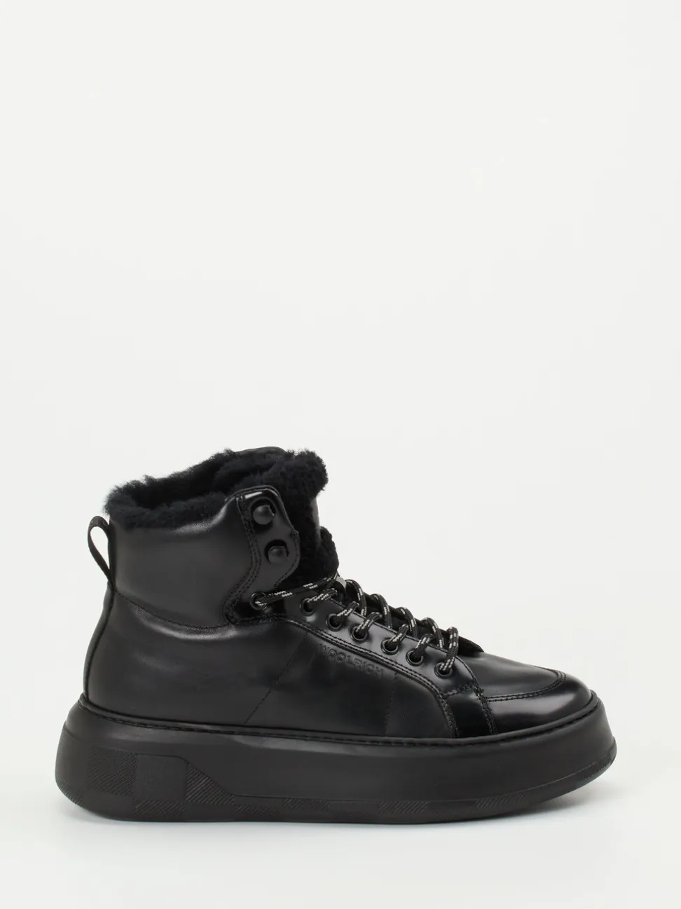 Woolrich – Schnürboots aus Hochglanzleder schwarz